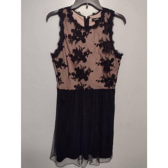 NWT Speechless Size 11Juniors Black Tan Floral Semi Formal Dress - Picture 1 of 6